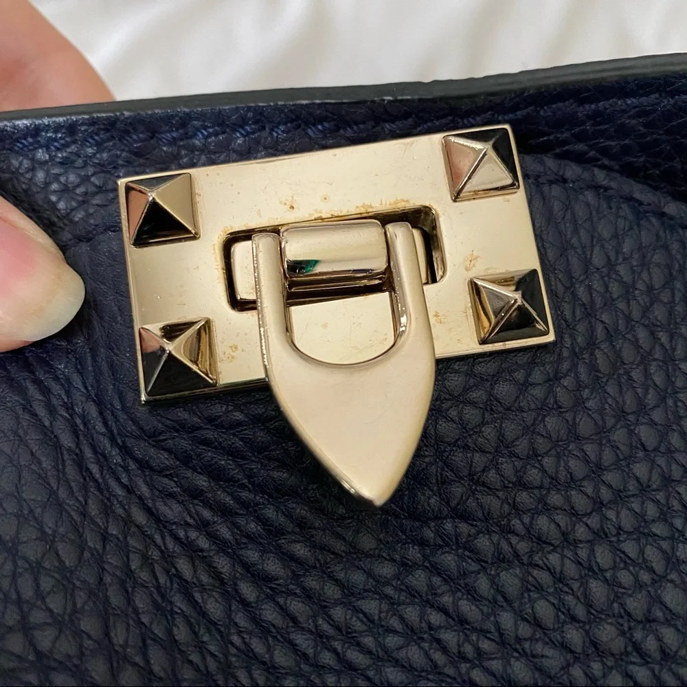 Medium Valentino Garavani Rockstud Tote Navy Grainy Leather RARE COLOR - Picture 11 of 16